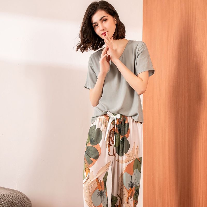 महिलाओं के लिए 3XL महिला पजामा स्लीपवियर 62cm XS 2XL सिल्क नाइट सूट